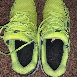 men’s babolat size 11 yellow shoes